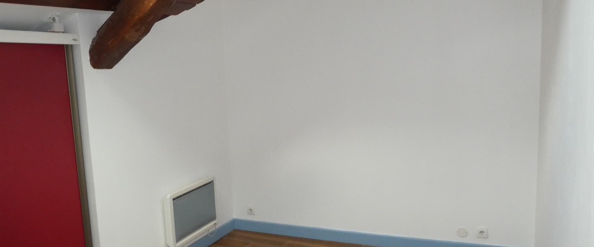 Appartement 3 pièces duplex 72 m2 au sol (55 m2 Loi Boutin) en centre ville