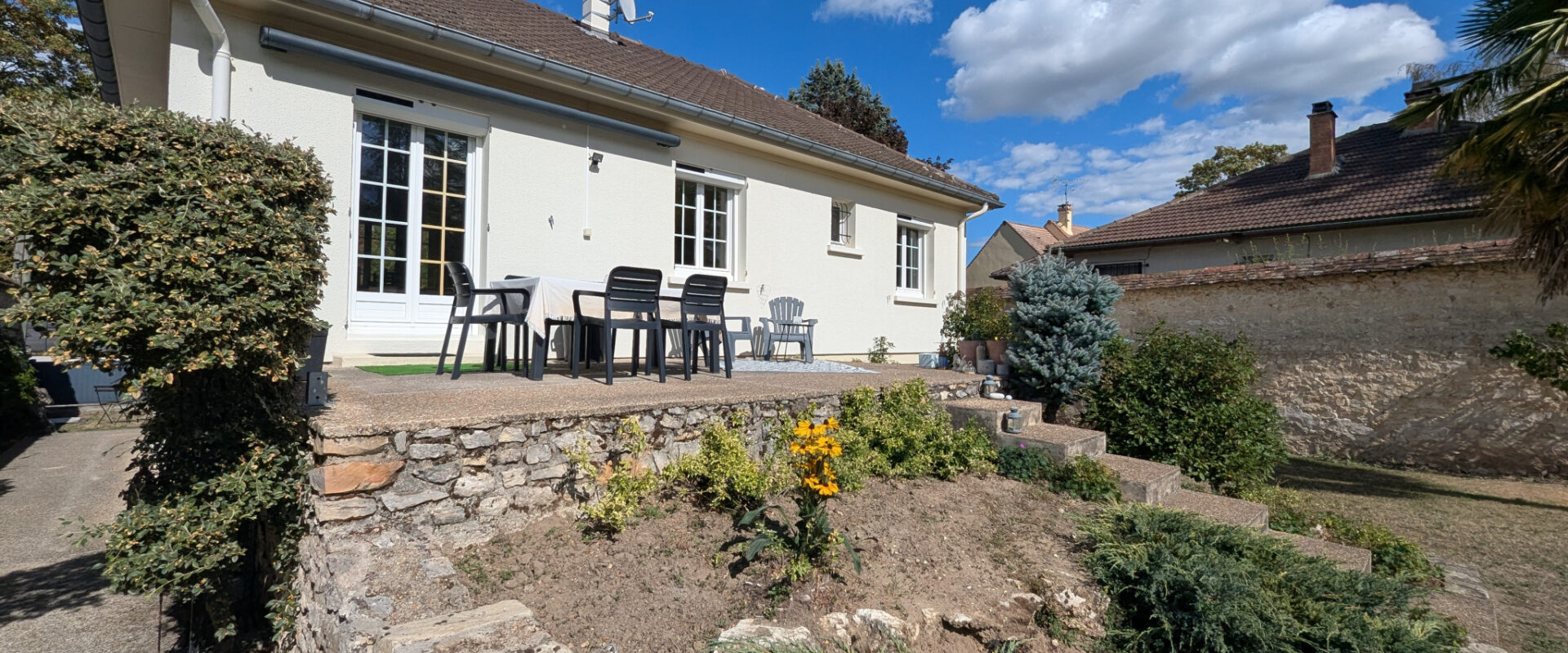 Maison 5 pièces 90 m² · à Thomery · 90 m² · 350 000 €