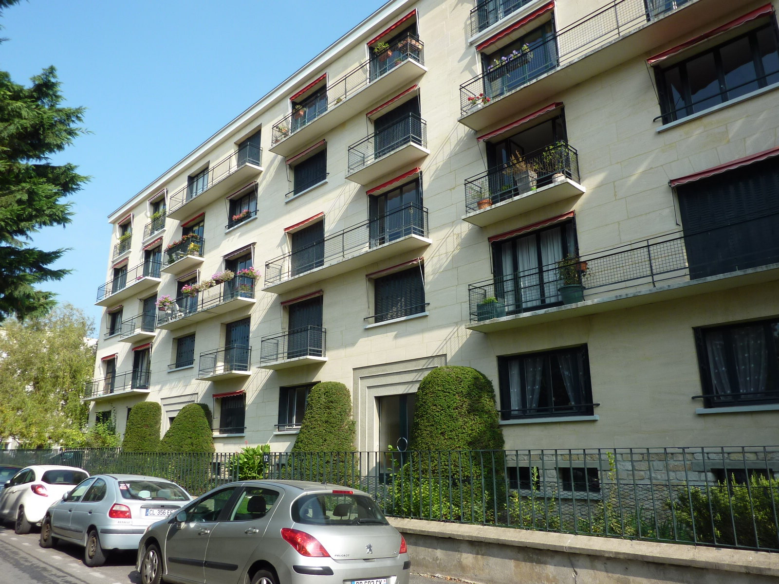 Appartement 2 pièces 54 m2 avec terrasse et parking