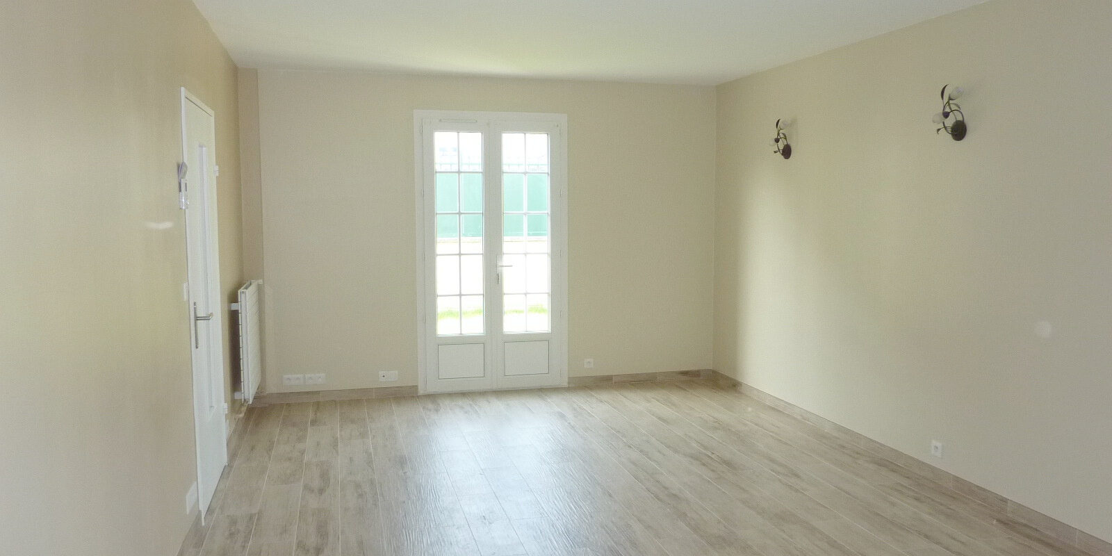 MAISON 4 PIÈCES AVEC JARDIN ET GARAGE