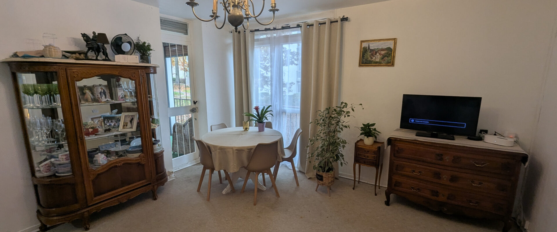 Appartement 4 pièces avec parking, pour investisseur.