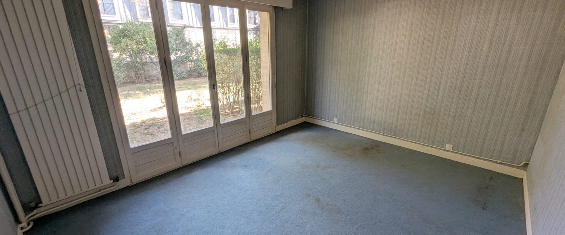 STUDIO, résidence Jardin de Neuville.