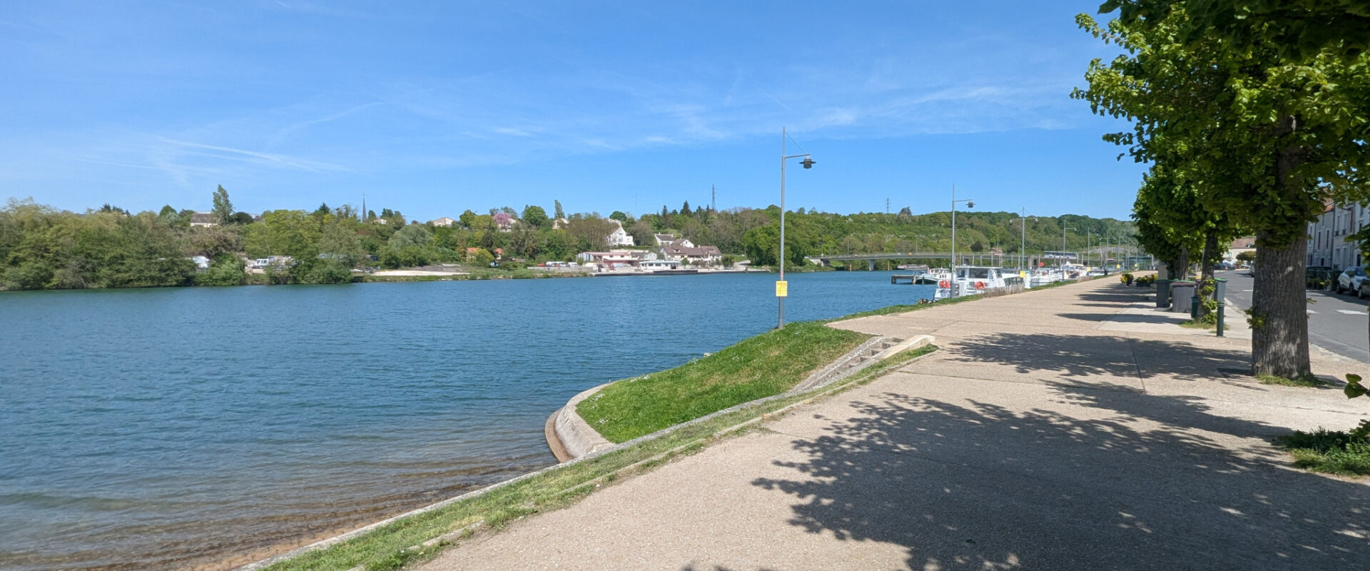 Pour investisseur, immeuble de 5 logements + jardin