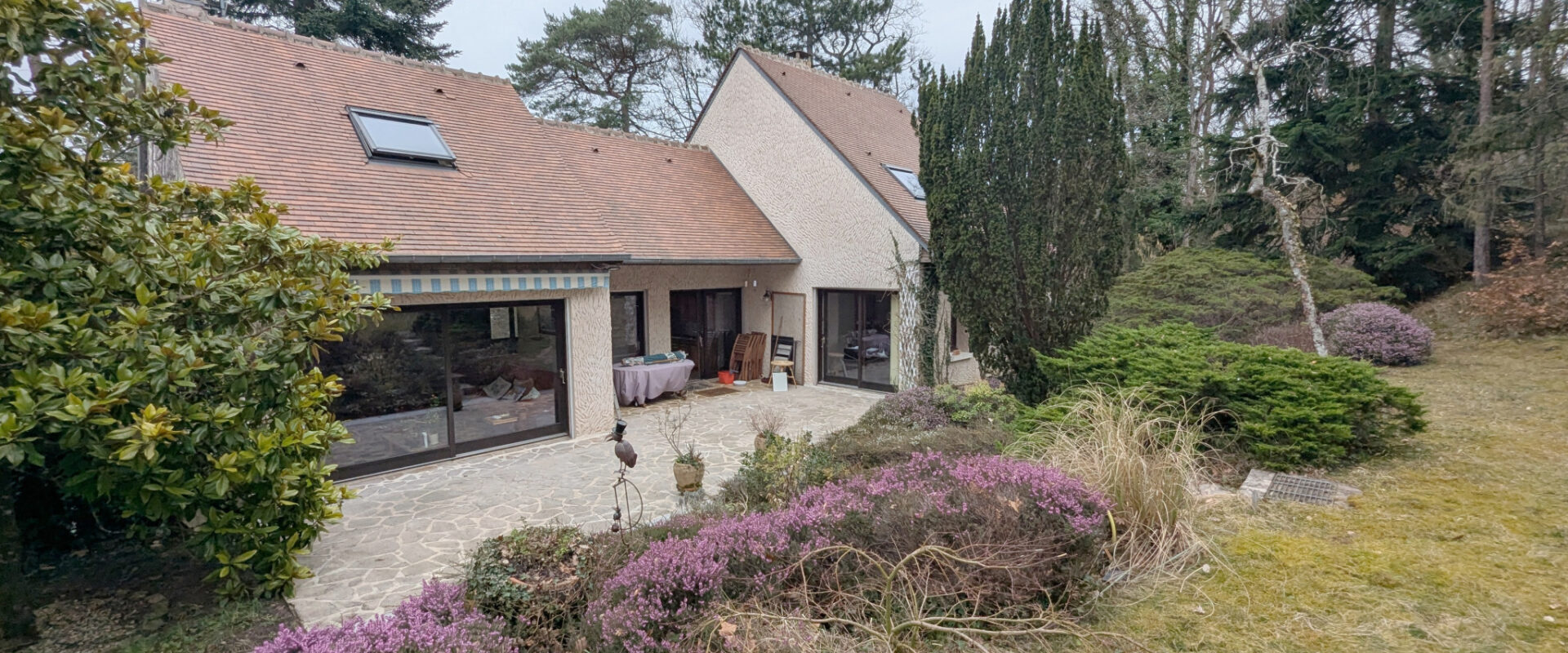 Pour les amoureux de nature en lisière de forêt.